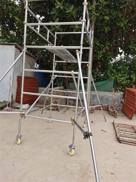 腳手架出租價格、腳輪頂托售賣及方案解析